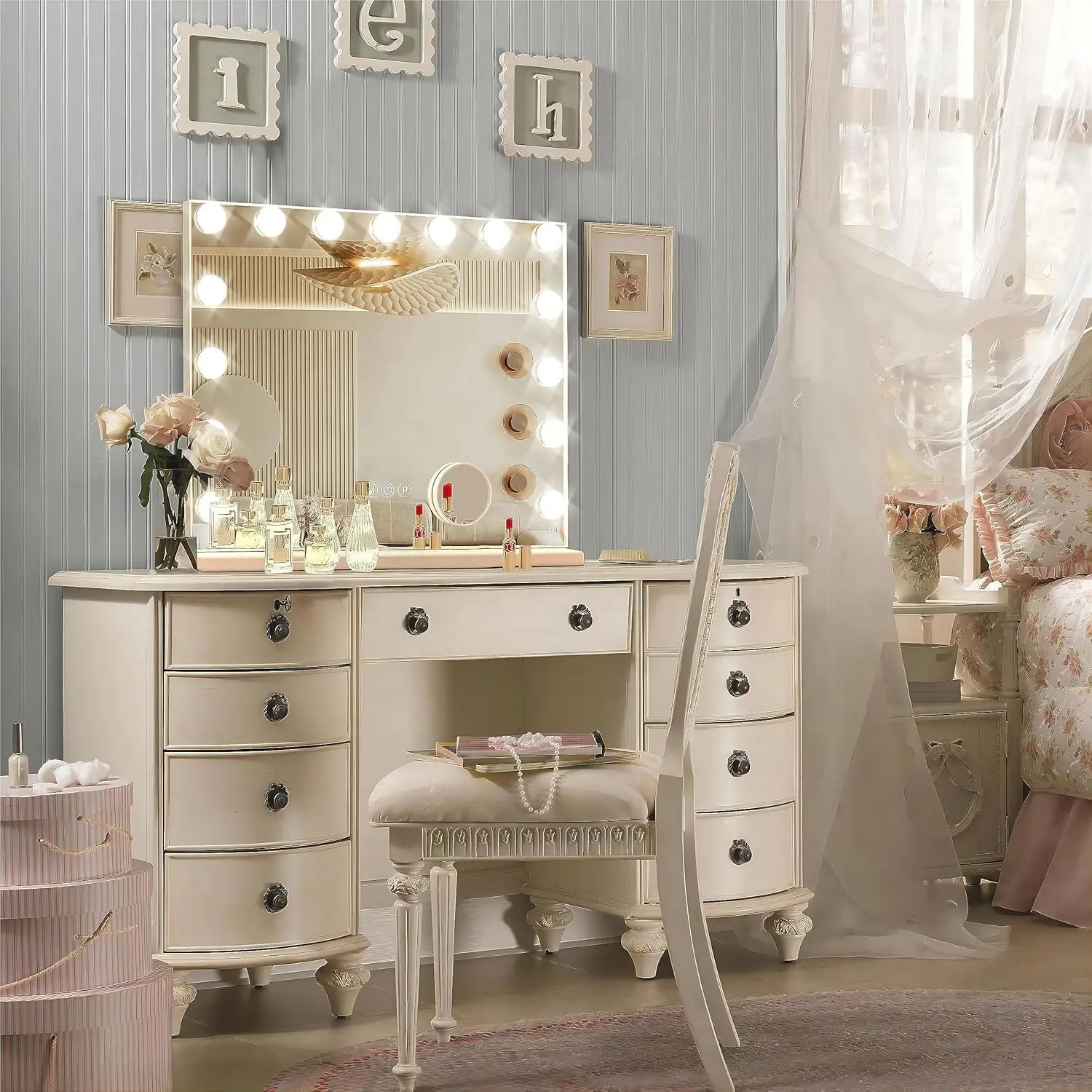 LED Makeup Mirror with Touch Dimming