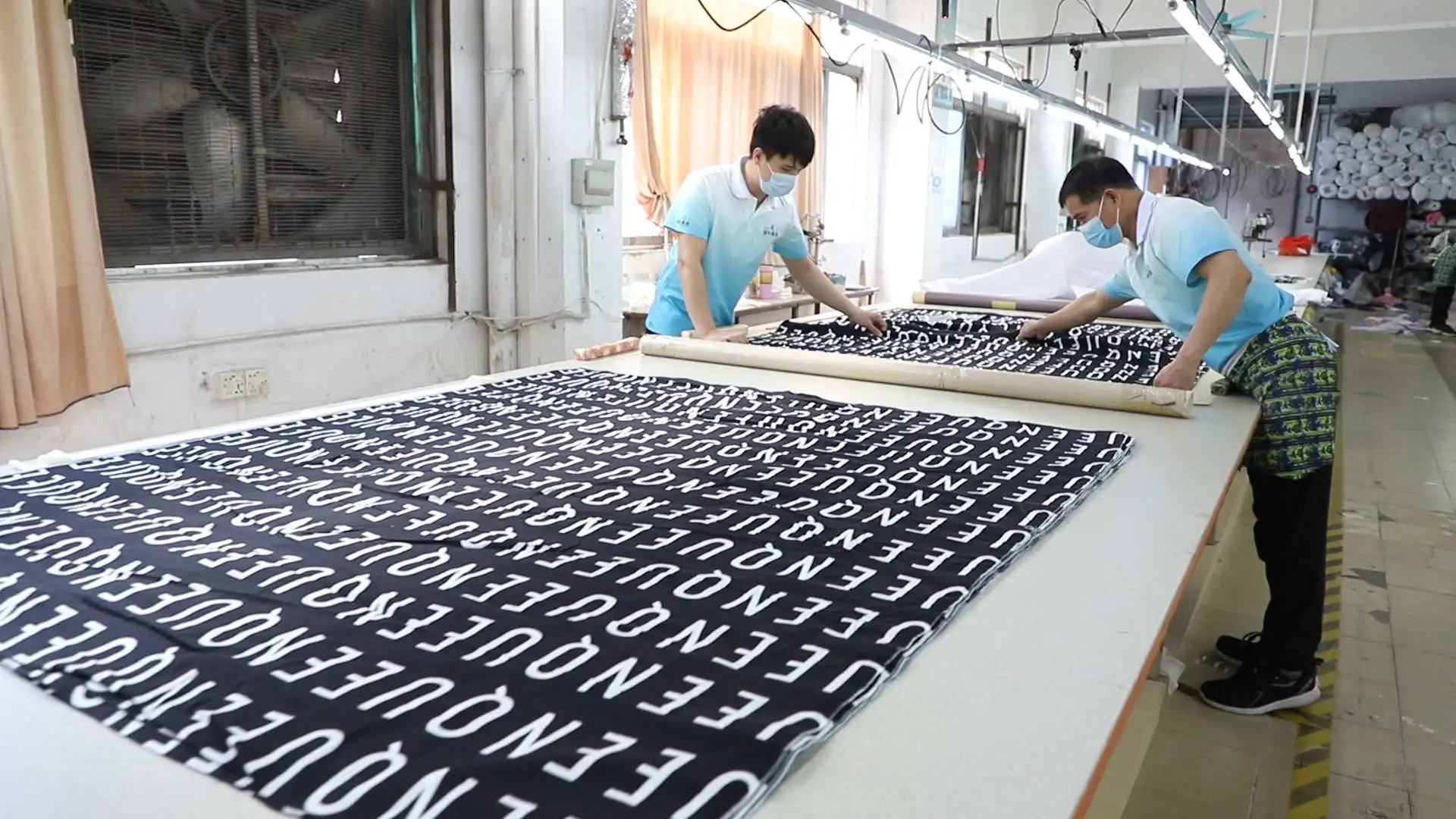 Lancai женские платья блузки брюки одежда дизайнерские услуги фабрика по производству на