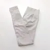 Beige piuma