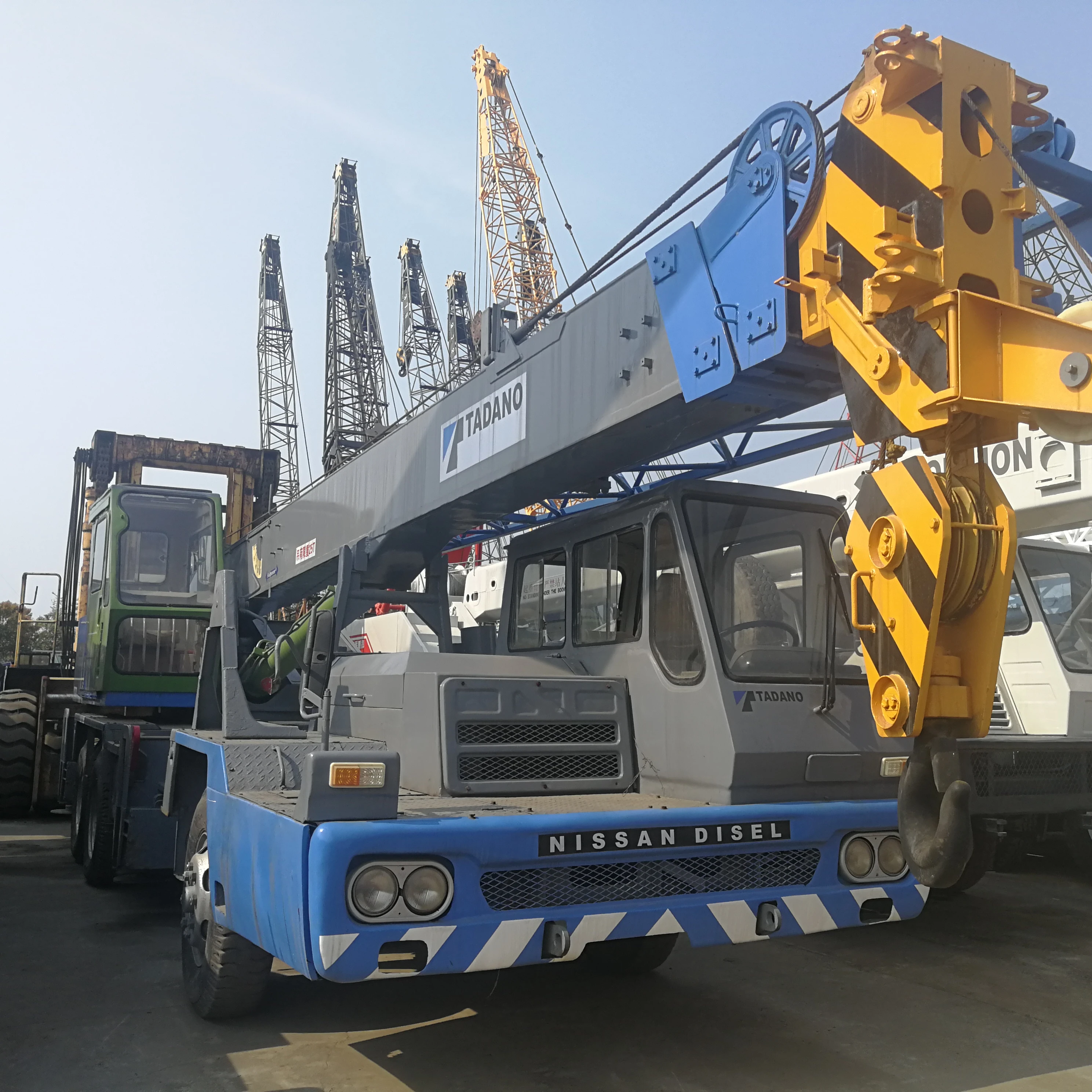 最优惠的价格二手25吨tadano tl-250e液压汽车起重机廉价出售 - buy