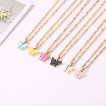 Sweet Acrylic Color Butterfly Necklace for Women Long Wild Clavicle Chain Personalized Pendant Refined Stylish Mujer Gift