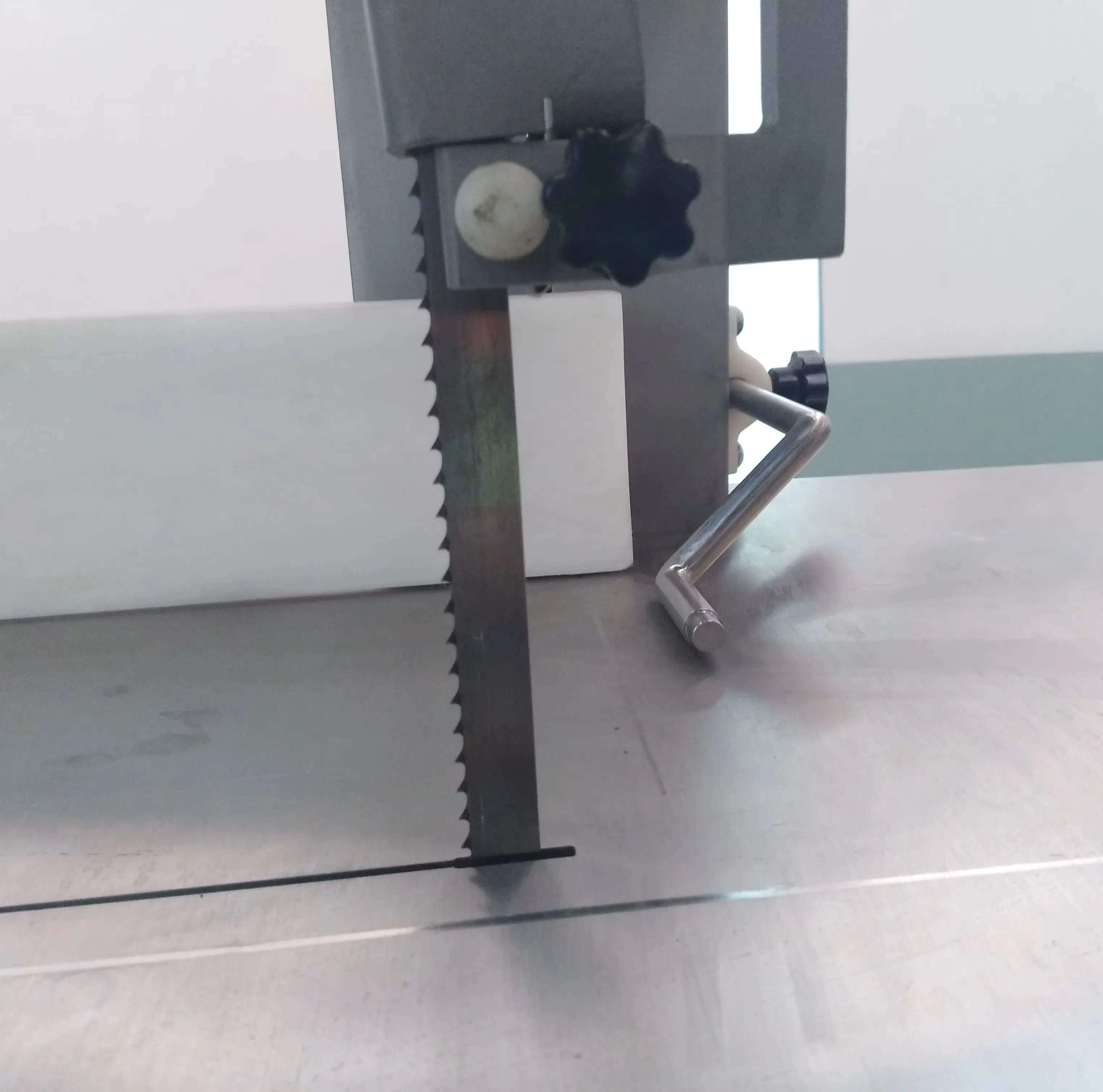 Stainless steel small multifunctional bone saw machine for household and commercial frozen fresh meat band saw