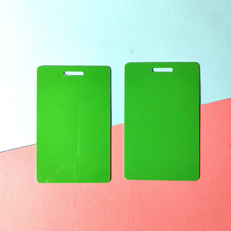 No Minimum Any Size Could Be Cut Glossy PVC Hard  Blank Plastic Card with clear Loops and Clip