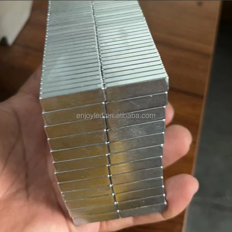 strong magnet-2.jpg