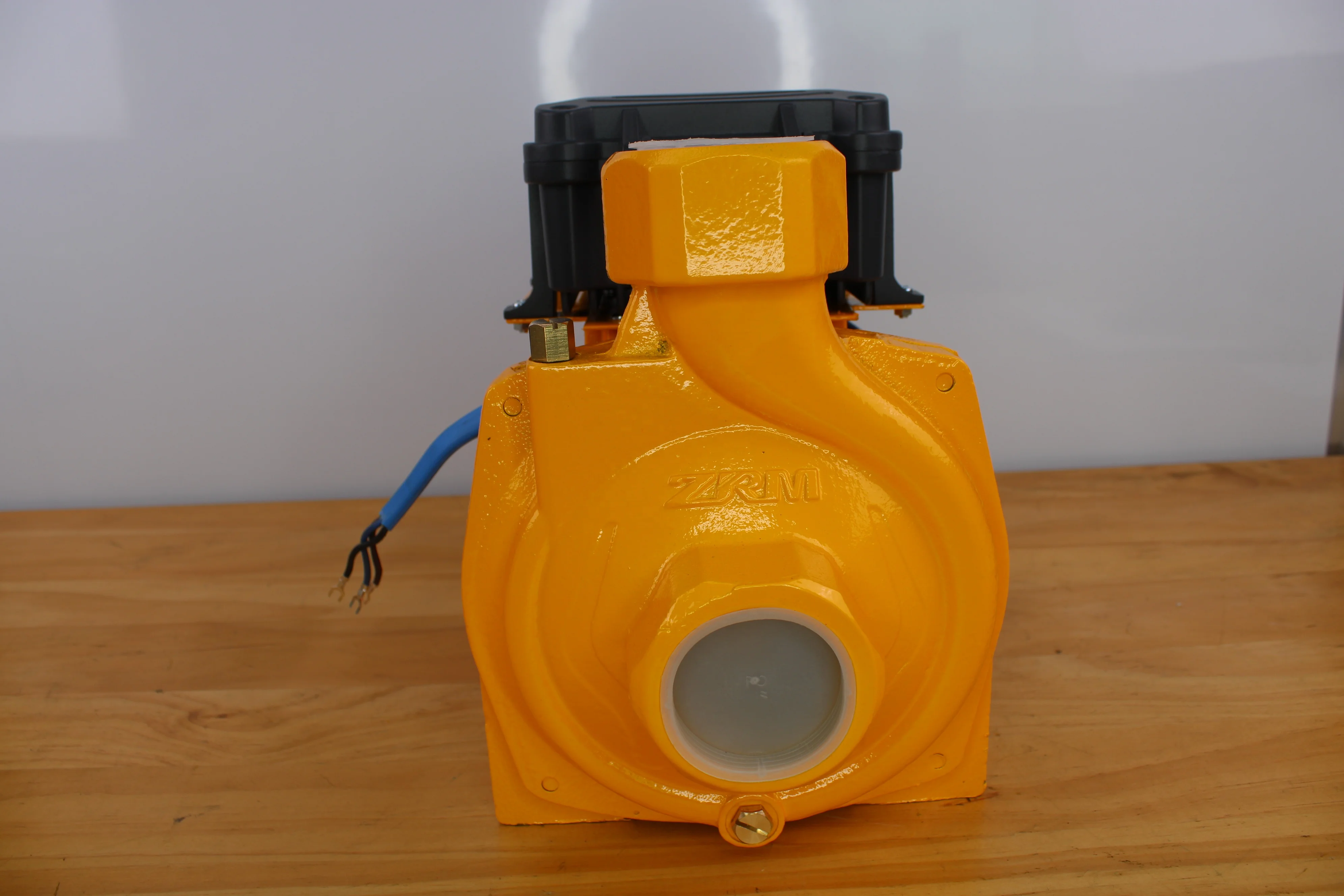 Complete DC Surface Solar Centrifugal Water Pump System for Farm