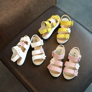 Fashion Design Princess Outdoor Open Toe Leather Children Beach Shoes With Beautiful Flowers Girl Sandals