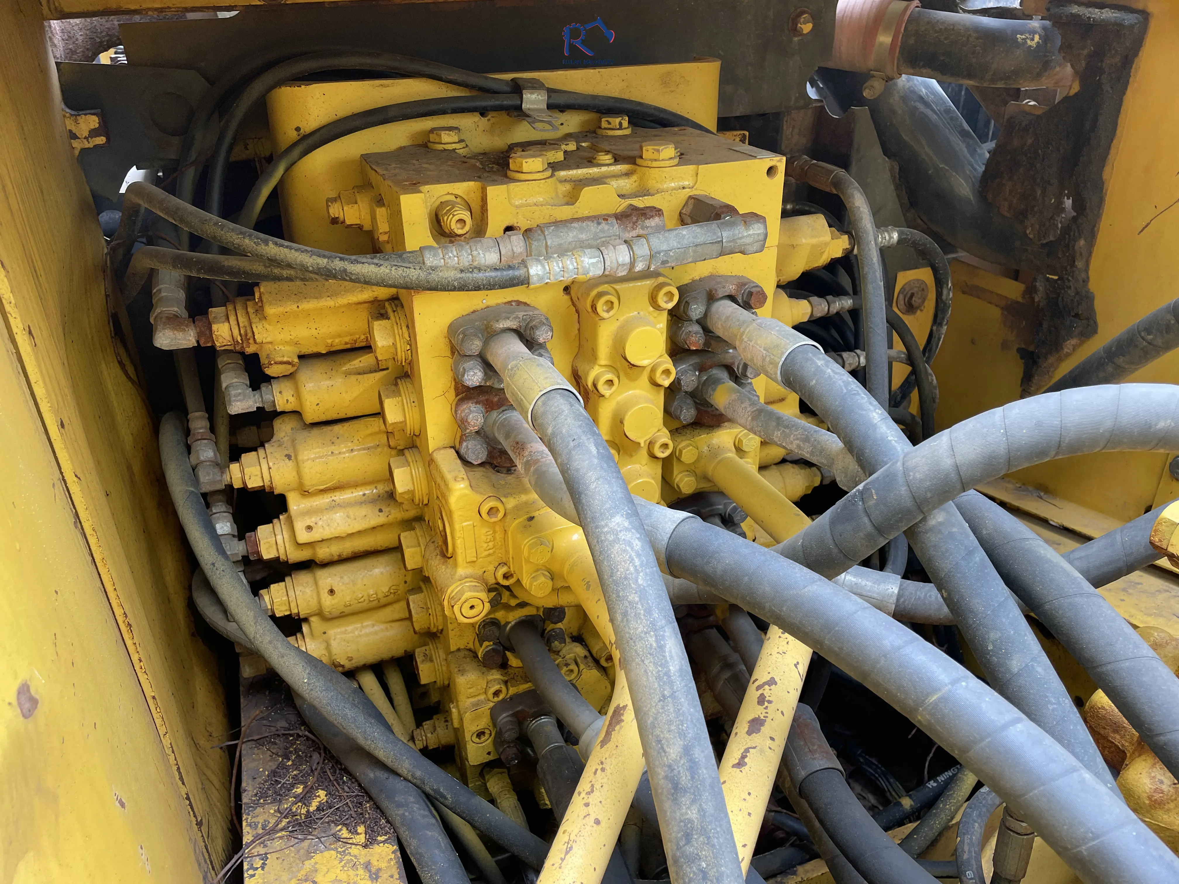 Large Excavator Used Komatsu Pc270-7 Crawler Excavator For Sale Pc270 ...