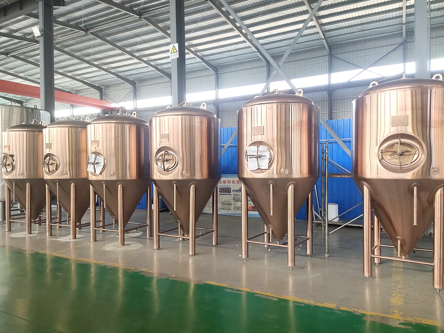 Conical beer fermentation tank