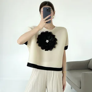 Miyake Women's Summer Joker T-Shirt Pleated Three-Dimensional Embroidered Design Contrast Color Simple Loose Commuter Style