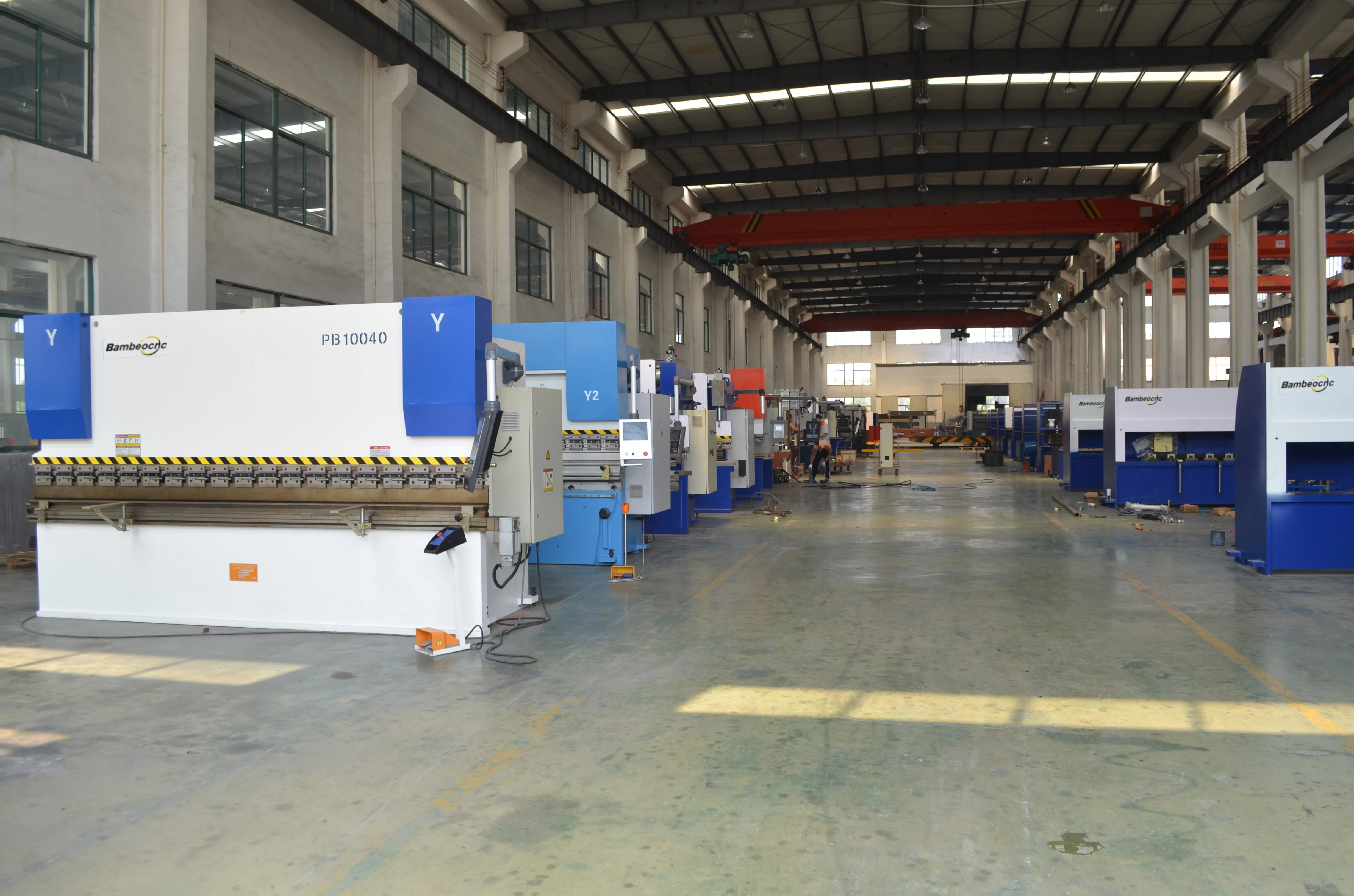 150ton гидравлический cnc Пресс листогибочный станок полностью автоматический