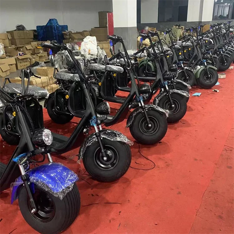 Three Wheel 2000W Chopper Big Battery Trike Model M3 Fast Speed Electric Scooters Adult Citycoco