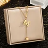 Collier lettre M