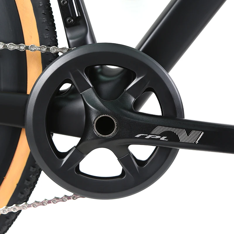 ロゴなしのOEMカーボンロードバイクレーシンググラベルバイク