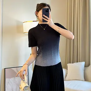2026 Summer New Women's T-Shirt Foreign Style Casual Gradient Short Sleeve Loose Waist Jacket Generation Anti-Pilling Chiffon