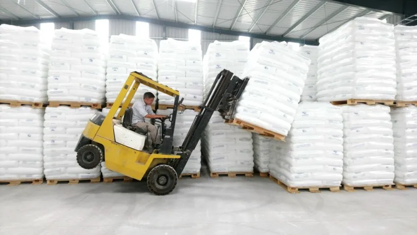 Grade HDPE/LLDPE Virgin/Recycled Granules Plastic Raw Material + Upto 50% PE Filler Masterbatch 80% CACO3 for Plastic Film, Bags