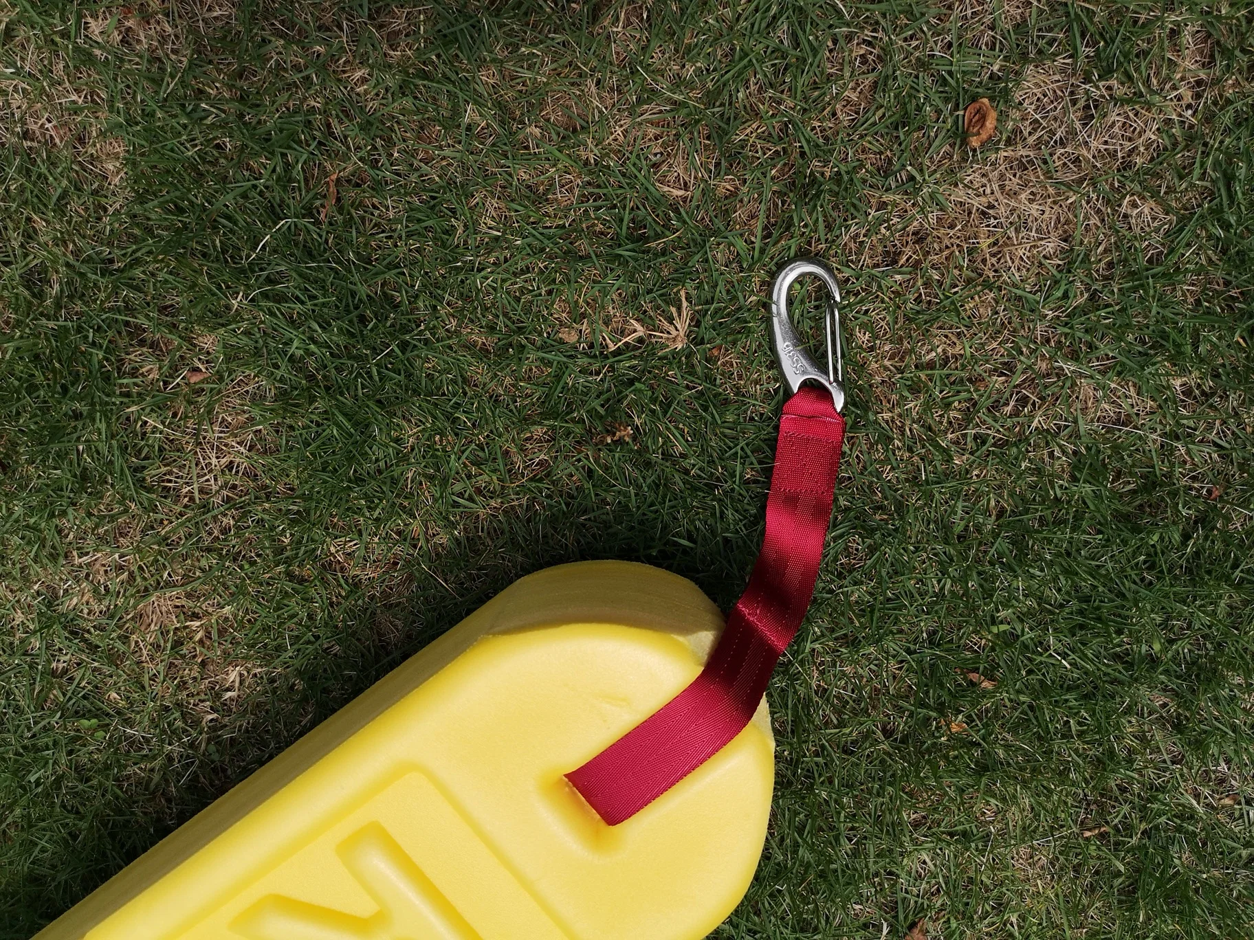 High Quality XPE Material Ocean Rescue Tube with 1000LB Load Capacity ...
