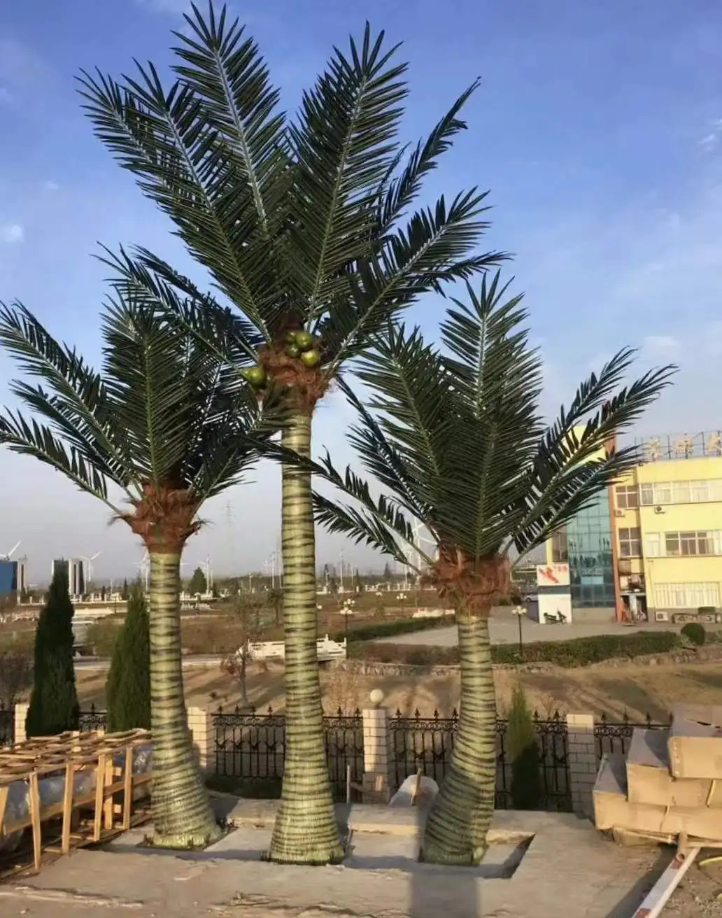 Customize Different Height Fake Outdoor Palm Trees Artificial Large