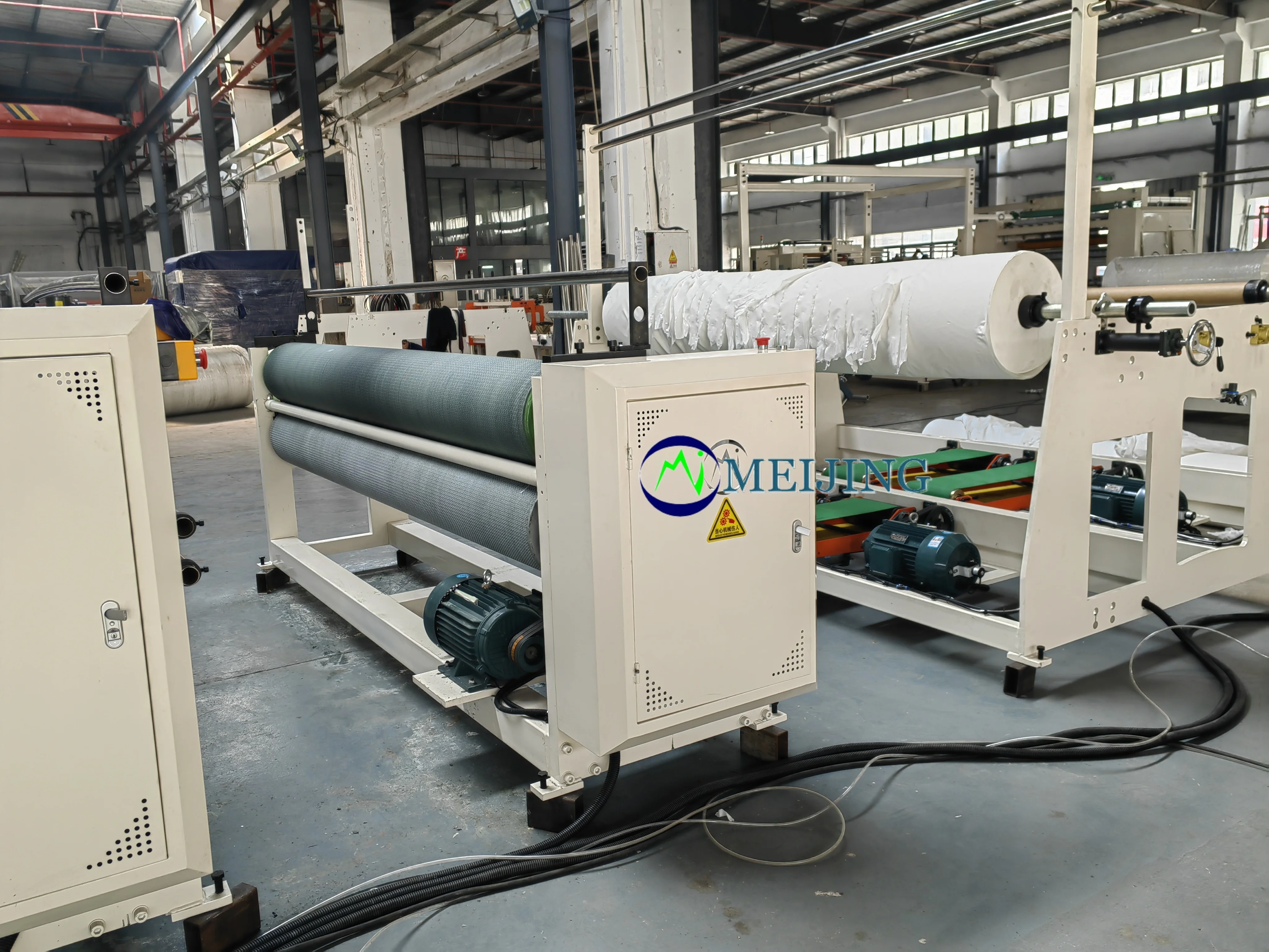 Small Scale Economical Toilet Tissue Paper Rewinder Converting Machine ...