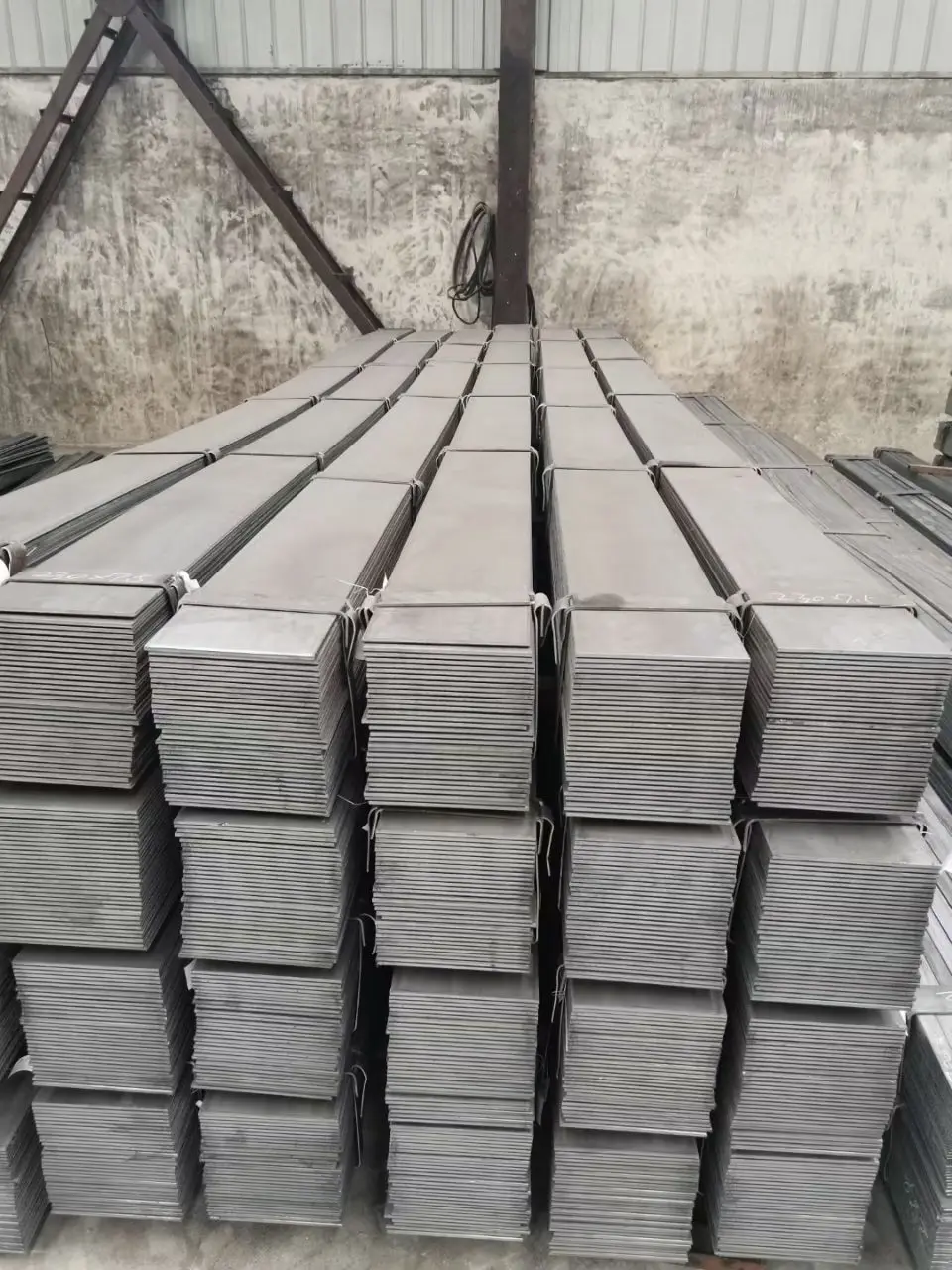 5160 Spring Steel Flat Bar Carbon Steel Flat Bar 1055 Hot Dipped Flat Steel Bar Buy 18crnimo6