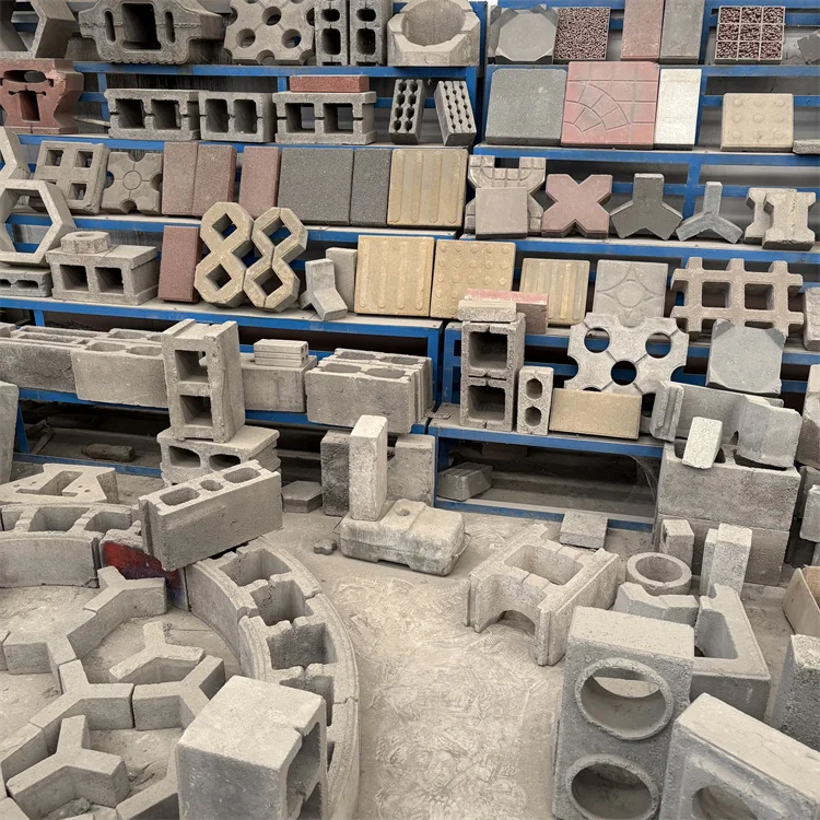 Yazhong Steel Hollow Block Making Machine with Mold for Concrete Brick Production Easy Operation for Sale in Qatar