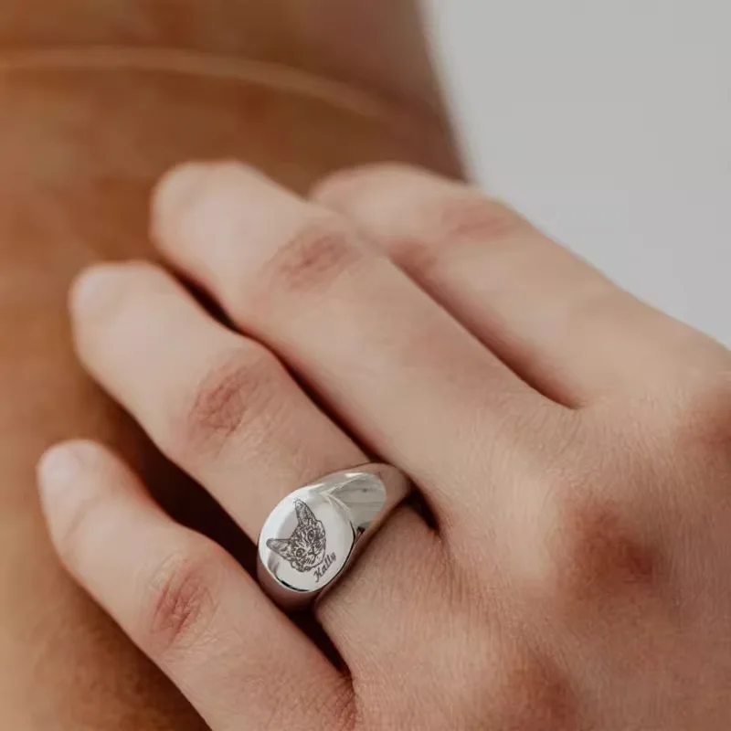 Waterproof Jewelry Simple 18K Gold-Plated Round Engraved Stainless Steel Ring with Pet Name preview 3