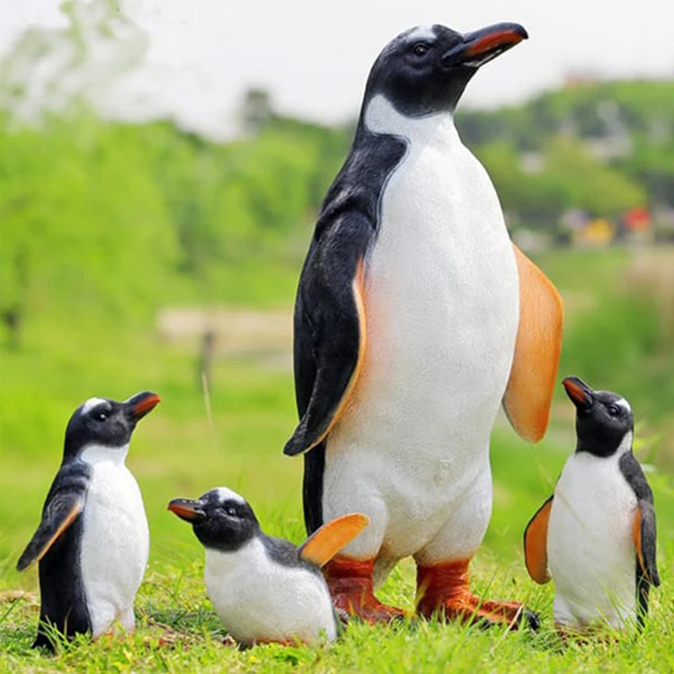 手作りガラス繊維動物彫刻樹脂ペンギンと庭の装飾のための赤ん坊の彫像