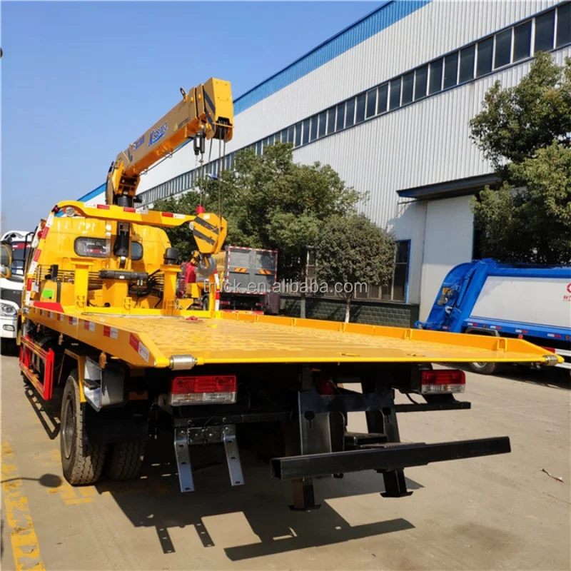 wrecker truck (3).jpg