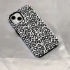 Estampado de leopardo blanco