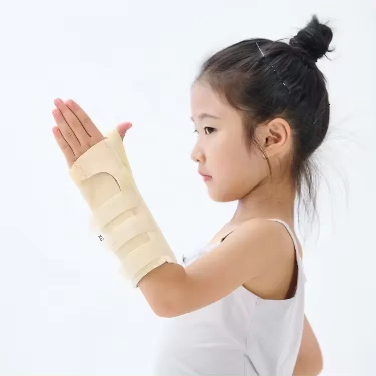 Children's Neoprene Wrist Support Brace Hand Thumb Carpal Splint for Kids