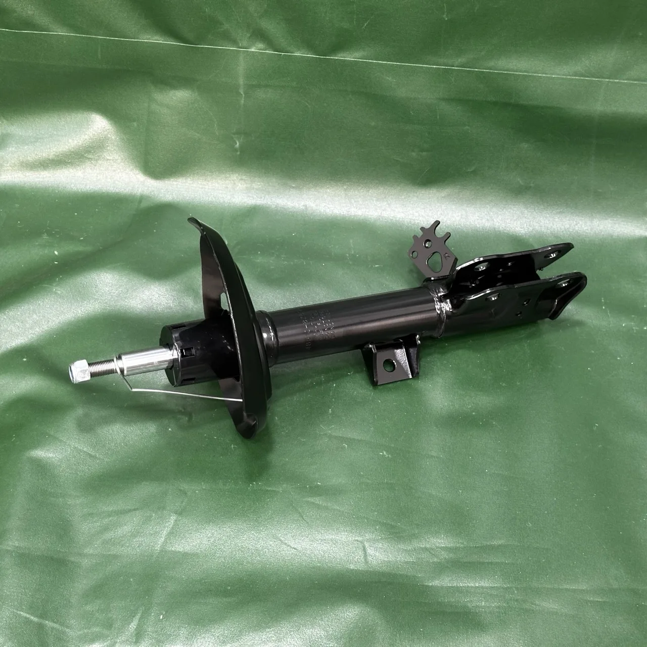 Shop High-Quality Front Cross Shock Absorbers for Toyota Highlander
