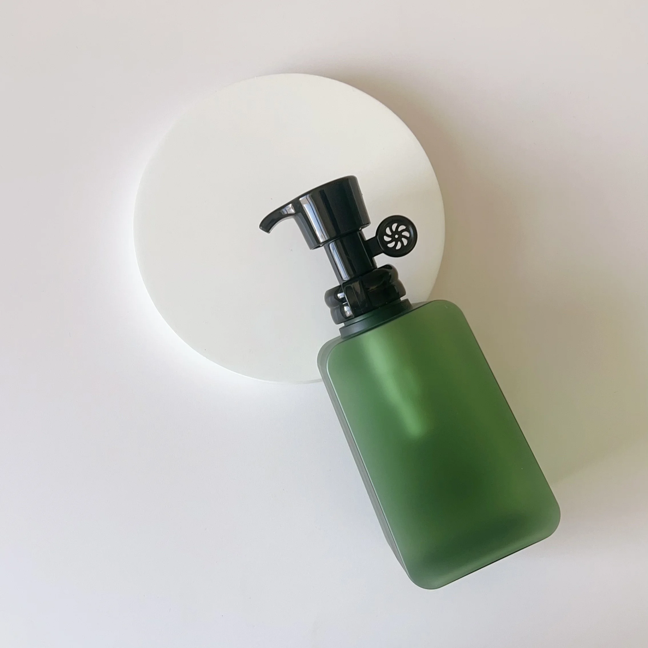 Luxury 50ml 250ml 450ml 500ml 750ml Petg Care Shampoo Packaging Bottle Shower Gel Lotion Press Bottle Matte