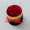 1 rosa in scatola rotonda1