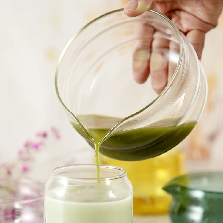Textured Colored Glass Big Matcha Green Tea Ceremony Bowl With Glaze and Pouring Spout Salad Porridge Juice Bowl