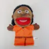 Muñeca de mano de mamá negra