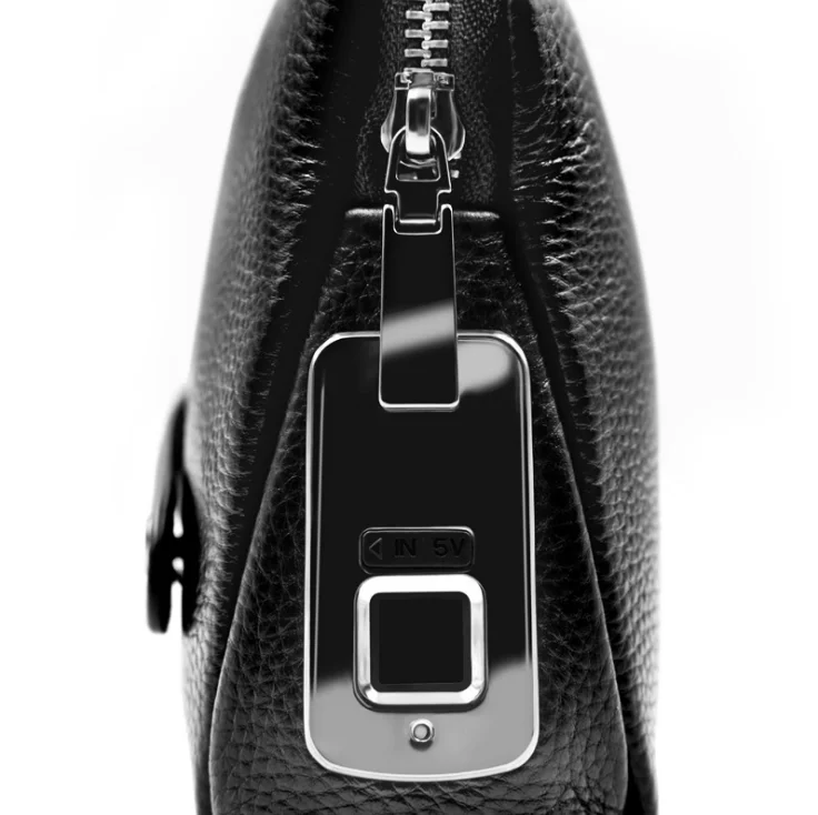 Clutches & Portfolios  Hartland - Leather Clutch Bag In Black - Bally Mens  - Dramponga