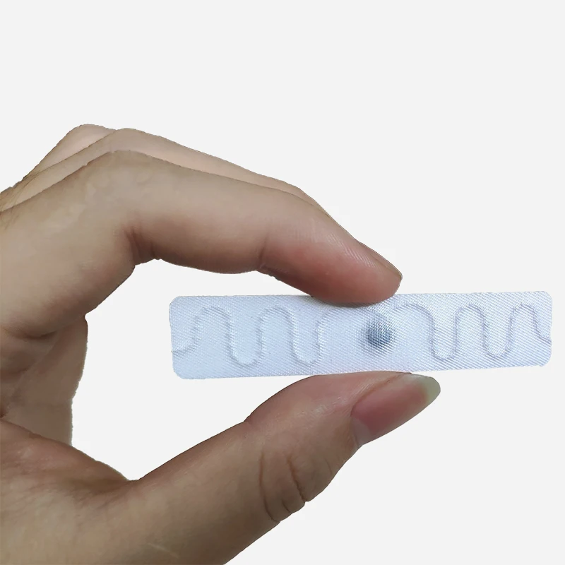 Textile Linen Tracking Washable Rfid Tags Long Range Uhf Rfid Laundry Tag