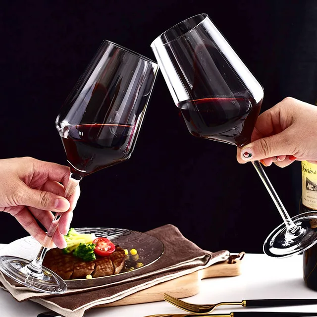 wine glass (2).jpg