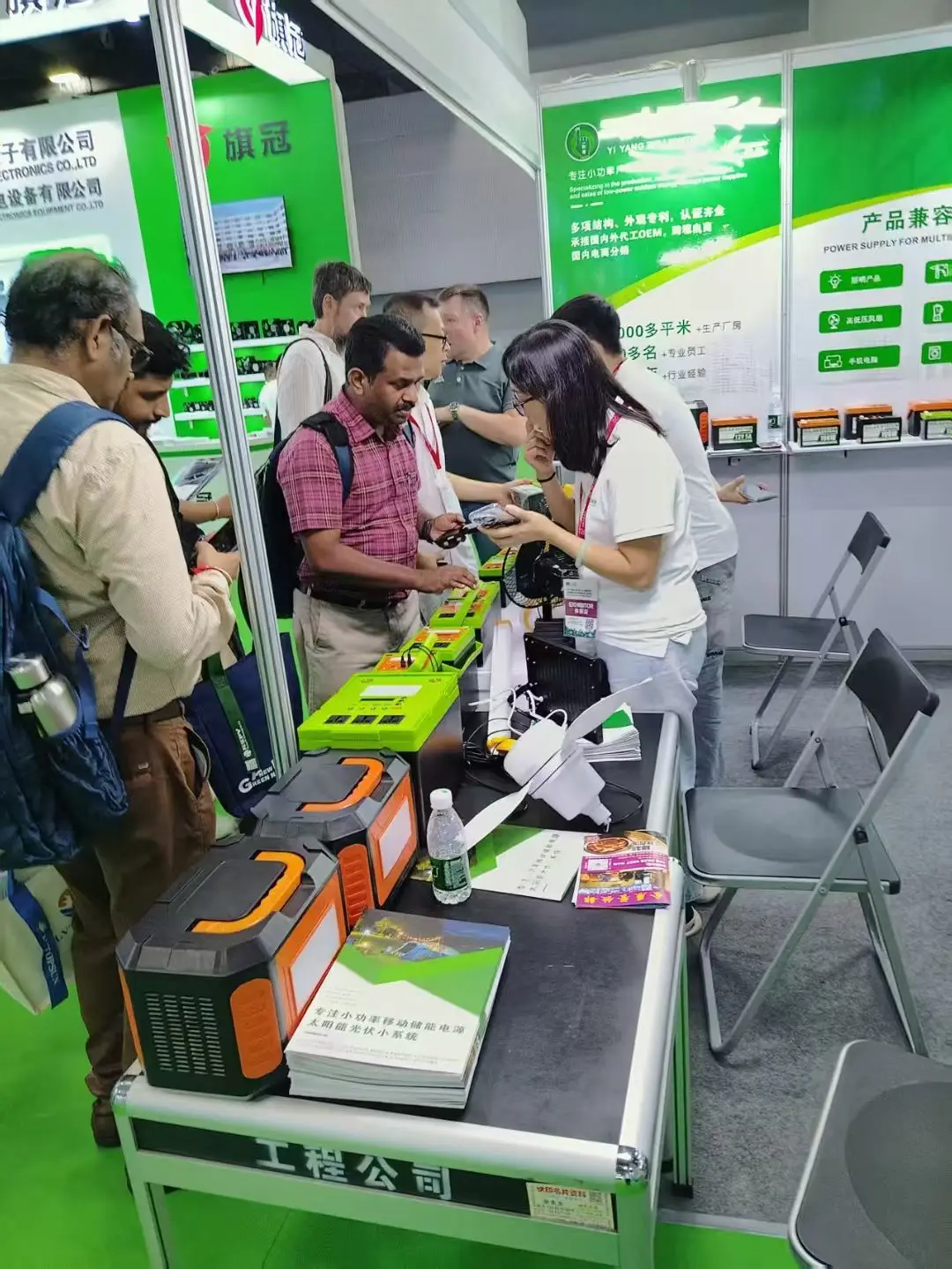 Portable 1000W MPPT Pure Sine Wave Solar Generator Power Station LiFePO4 Battery Outdoor Camping Caravan Tailgating LED Lighting