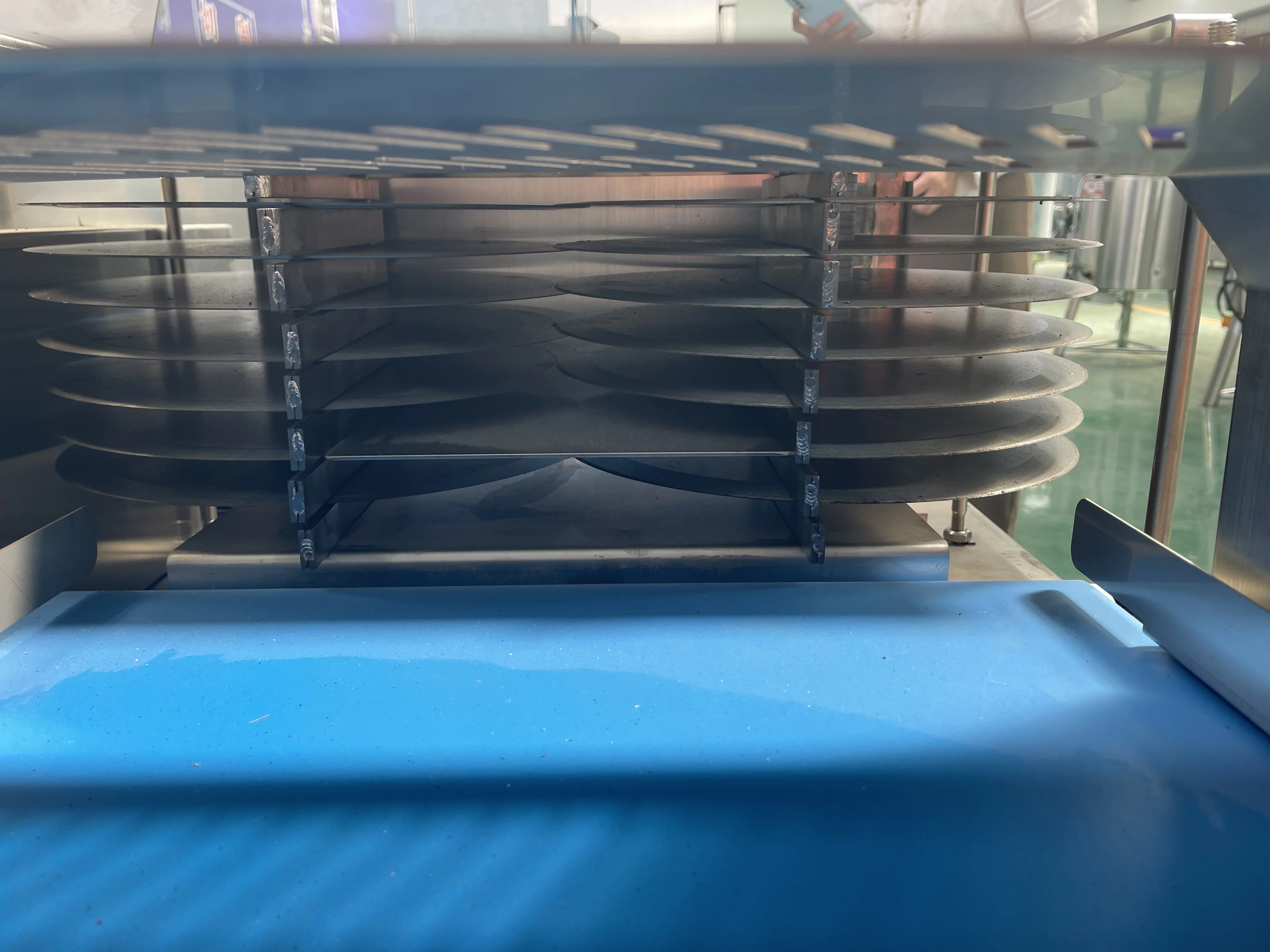 Автоматическая машина для нарезки