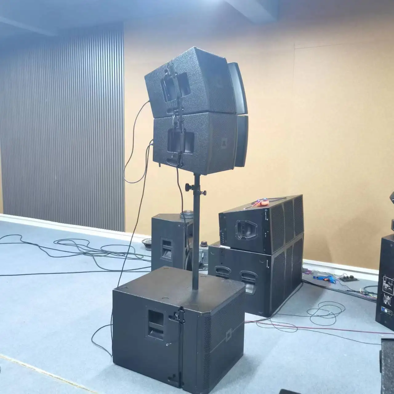 Vrx 932 12 Inch Active Line Array Speakers Professional Stage Audio Sound System Outdoor Pro Speakers