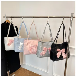Sweet Bow Large Capacity Tote Bag 2026 New Casual Soft Face Ladies' Crossbody Bag