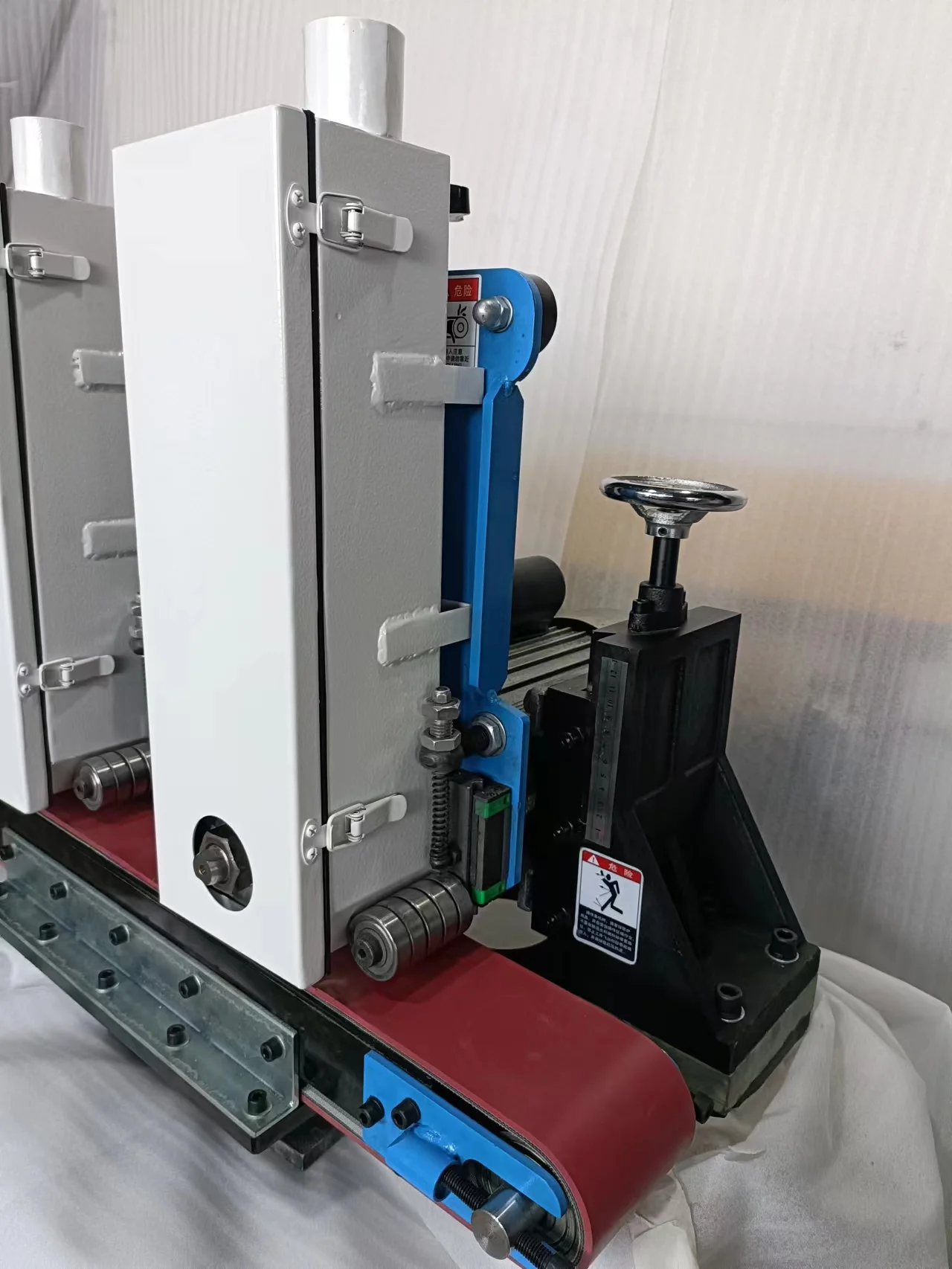 Automatic Metal Burr Grinding Small Flat Plane Polishing Machine for Stainless Steel