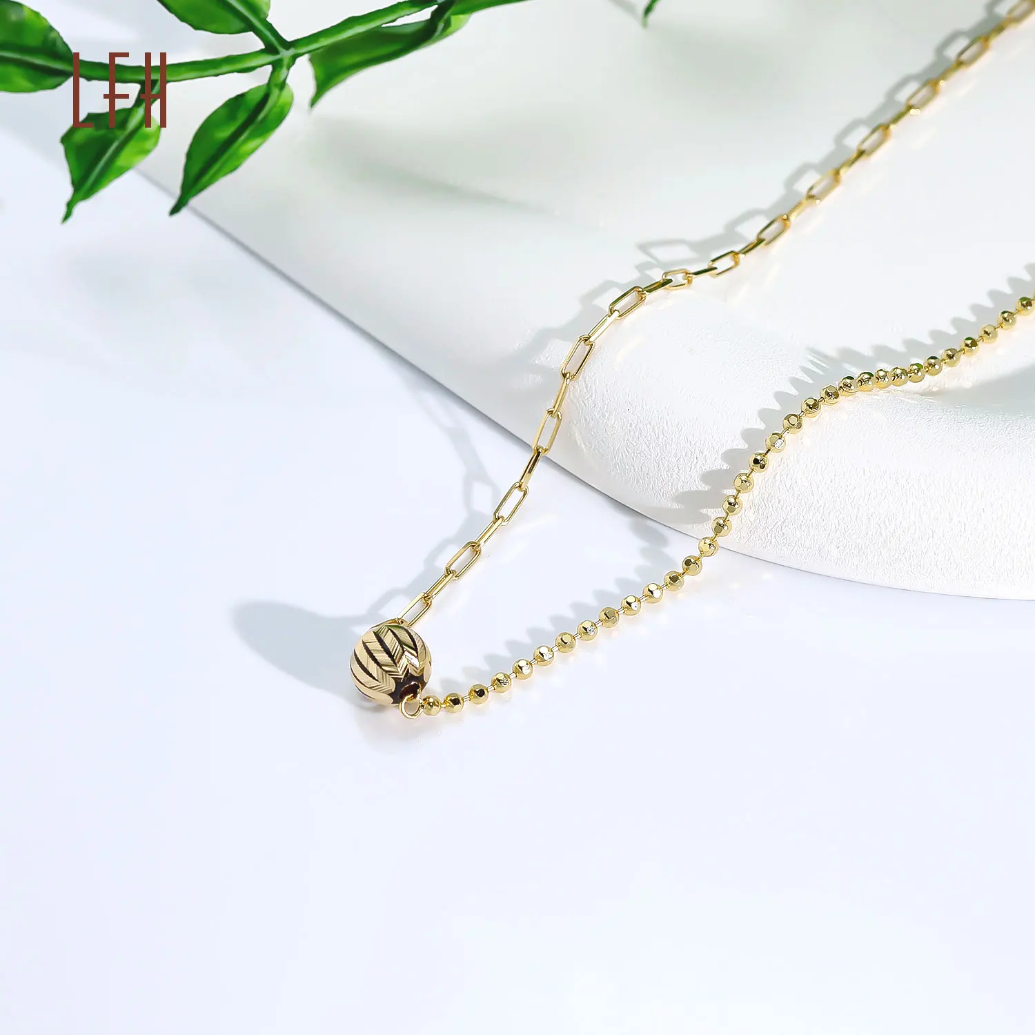 Shop Our Factory Au750 Gold 18k Pendant Necklaces for Women