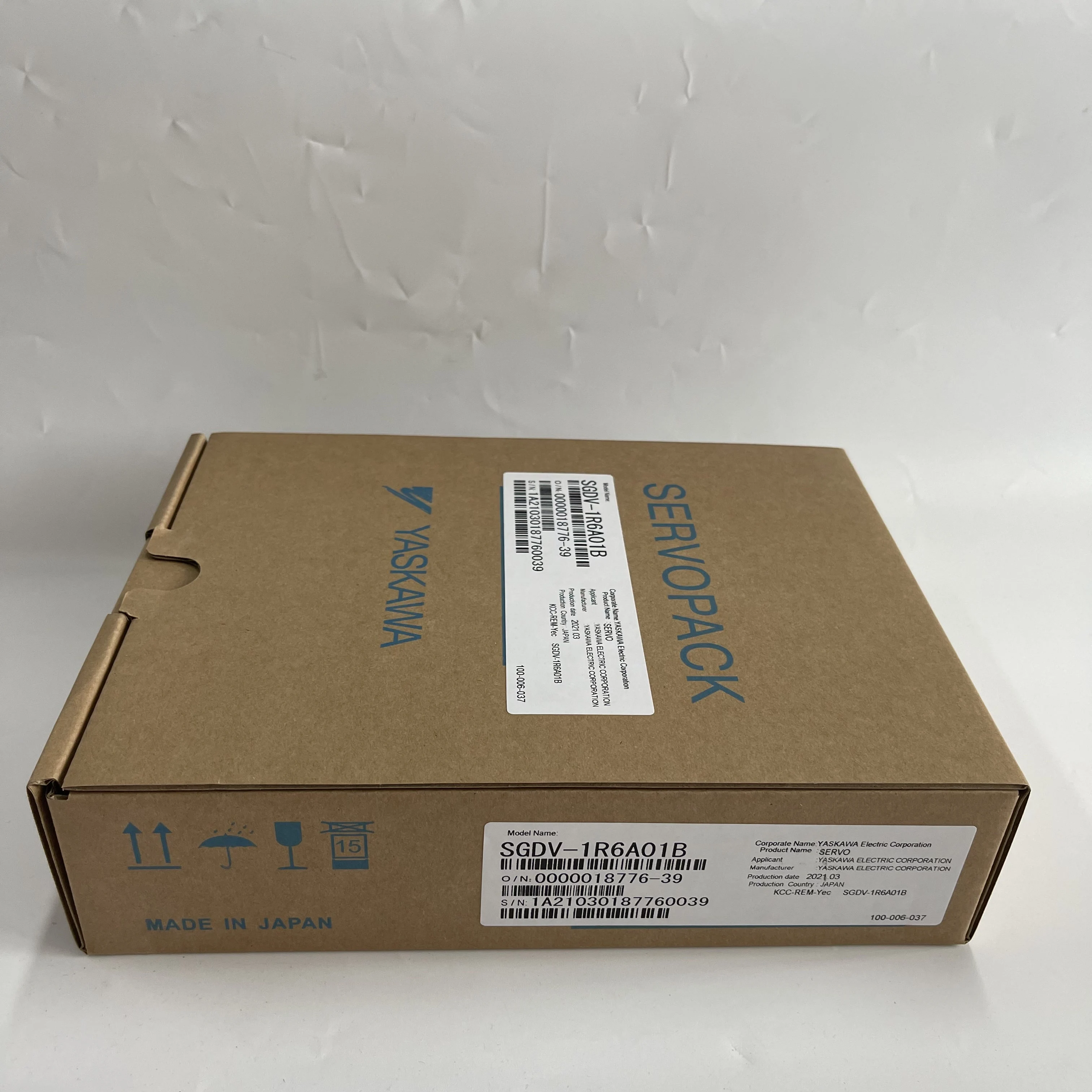 Yaskawa AC Servo Amplifier SGDV-1R6A01B