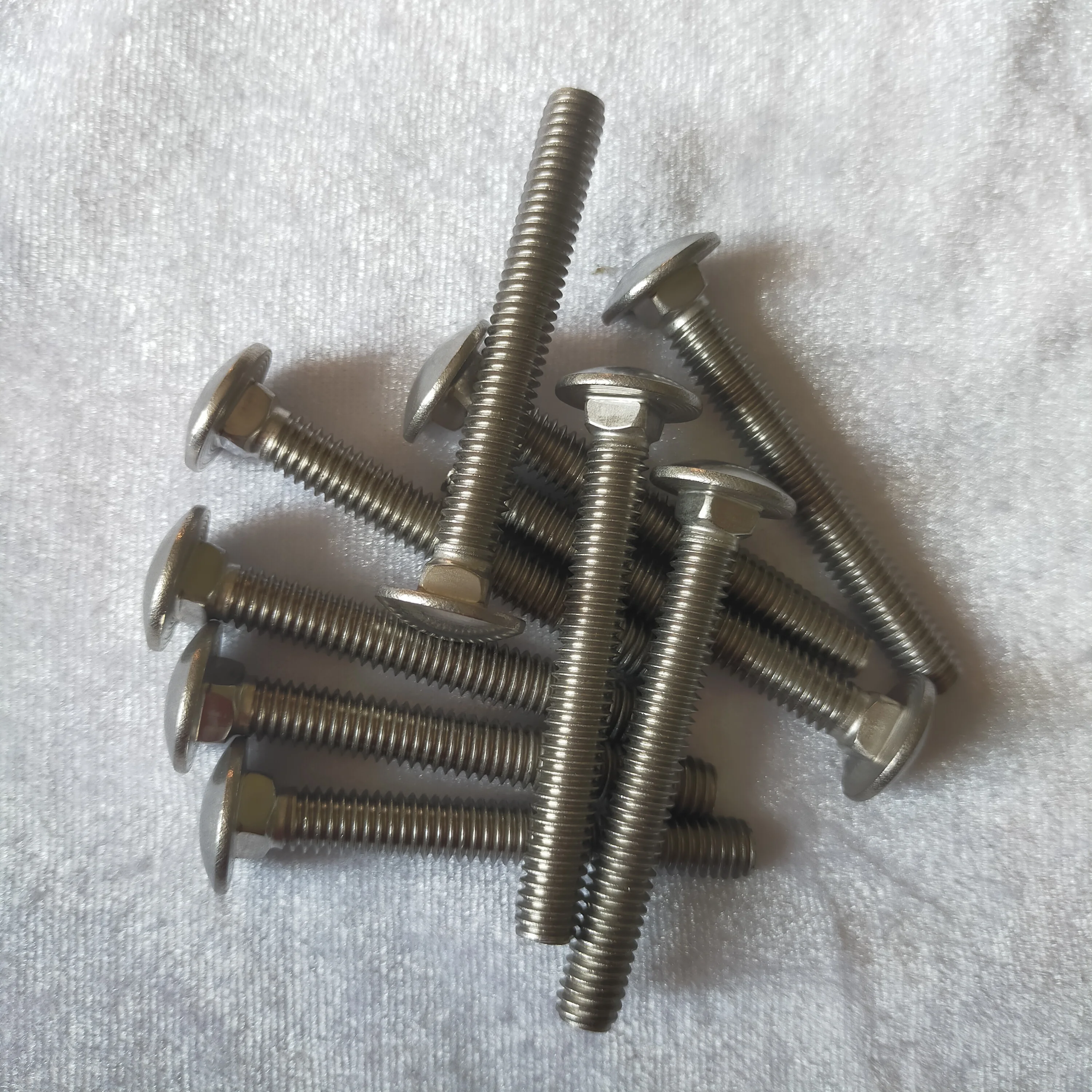   CF 01-6070-03 Screw