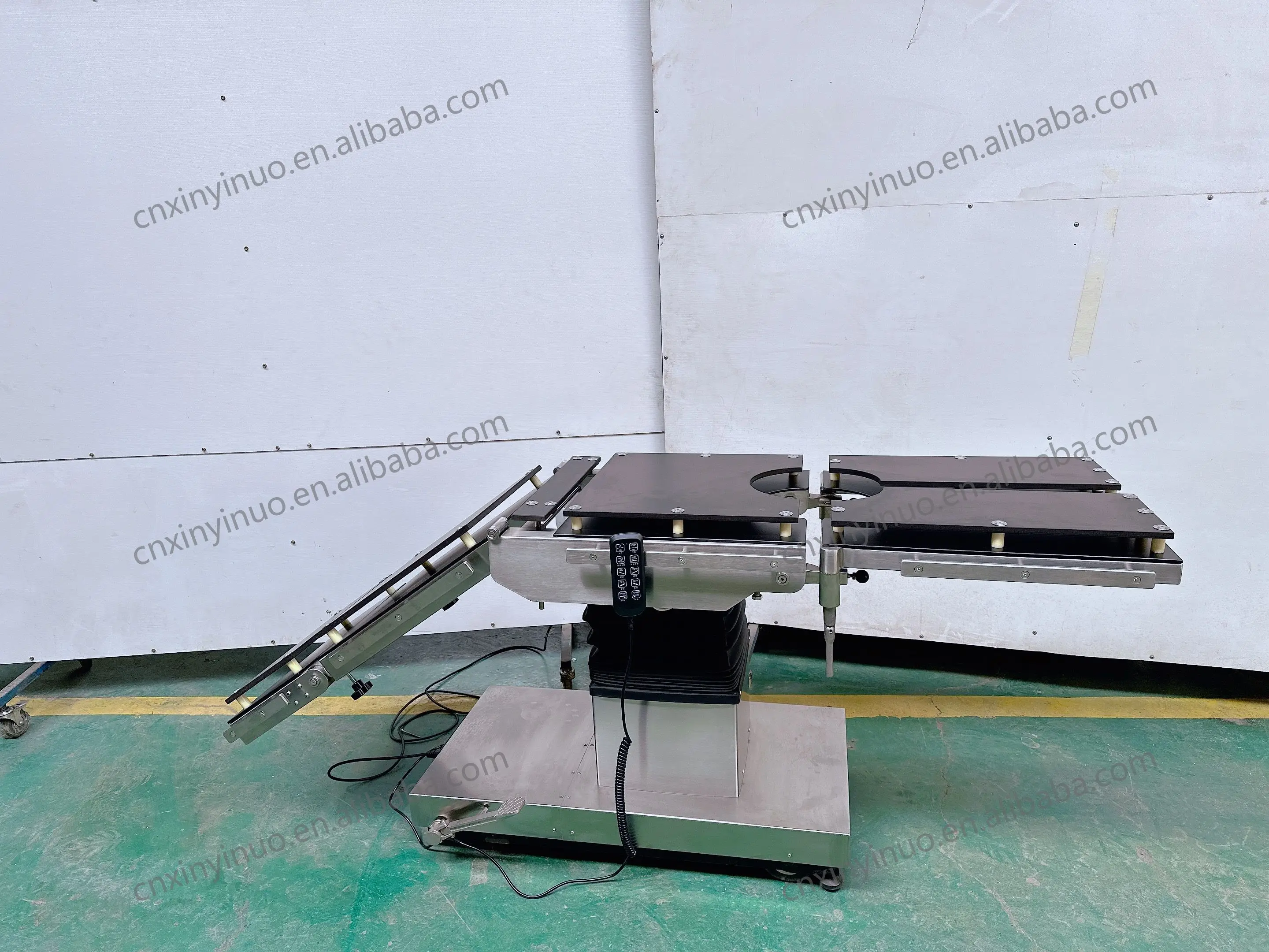 Hospital Surgical Multi-Purpose Operating Table for Thoracal, Ophthalmology, Urinology, Orthopaedics Operation
