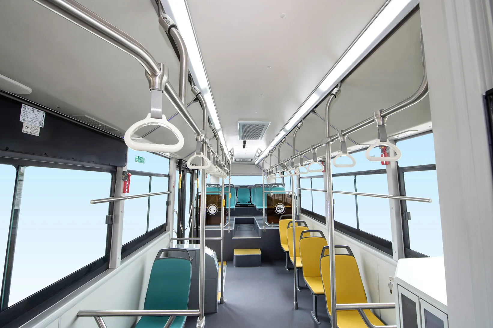 Guaranteed Satisfaction Best Selling KLNG LONG Japanese Useds Mini Bus 22 Seaters Used Electric Bus Used Buses for Sale in Uae - Image 5