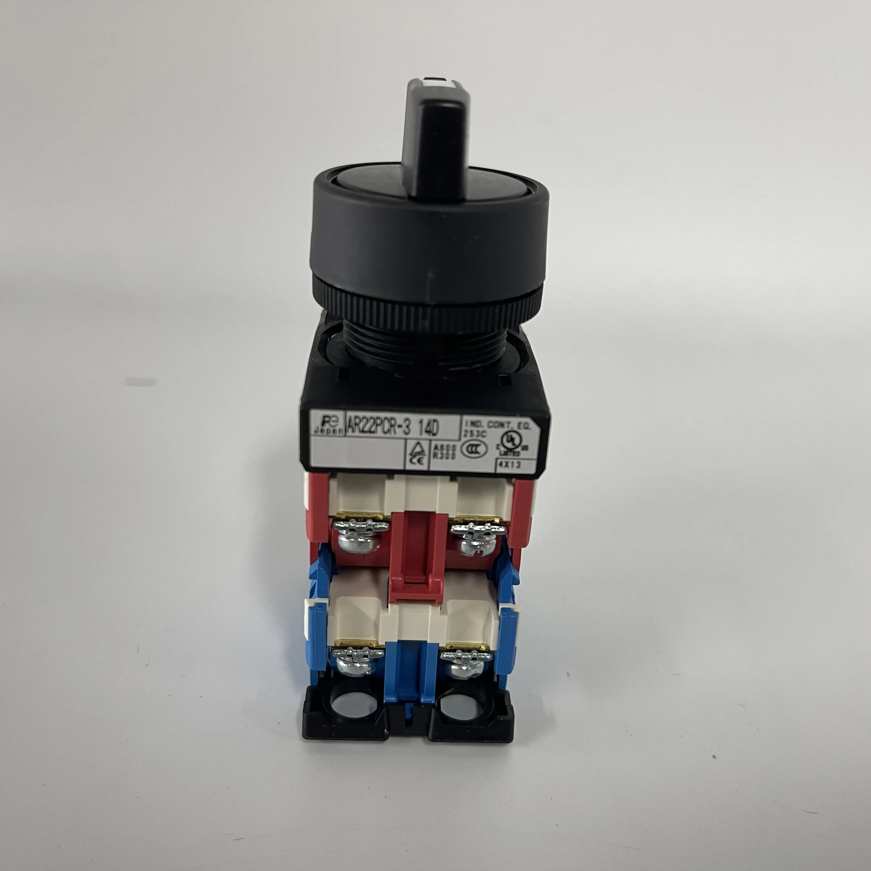 IDEC Selector Switch AR22PCR-314D IDEC Selector Switch AR22PCR-314D