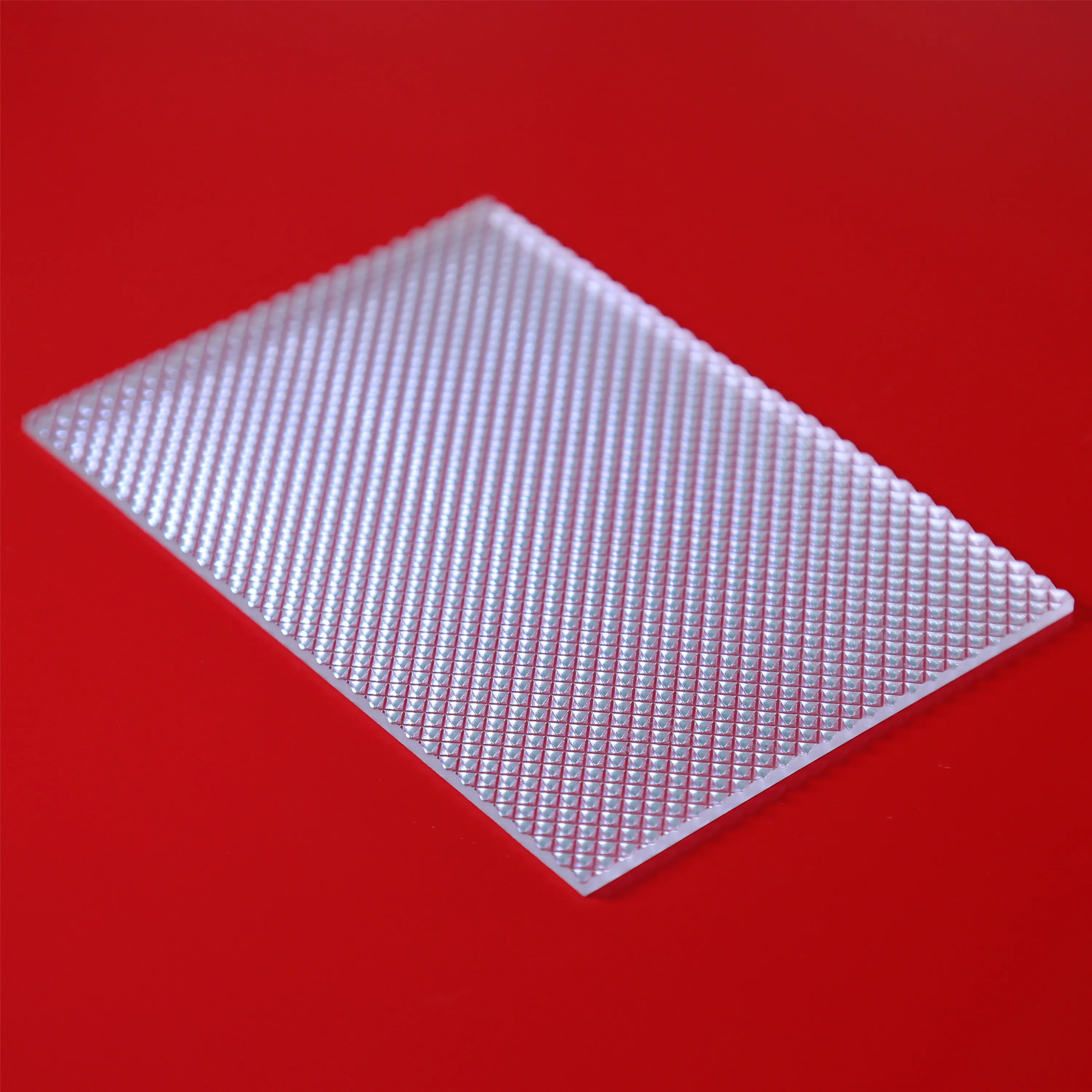 High light transmission light diffuse polycarbonate prism sheets for LED lights covers panels