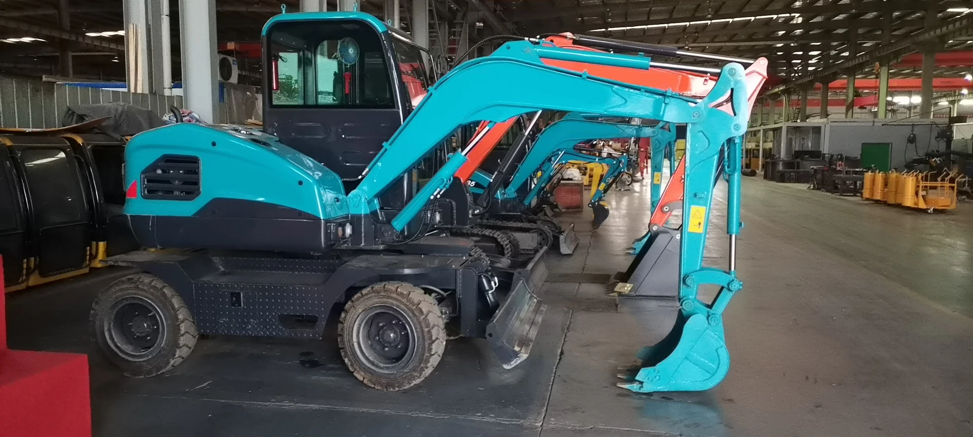 3.5 Ton Crawler Mini Excavator for Sale With Cabin & A/C